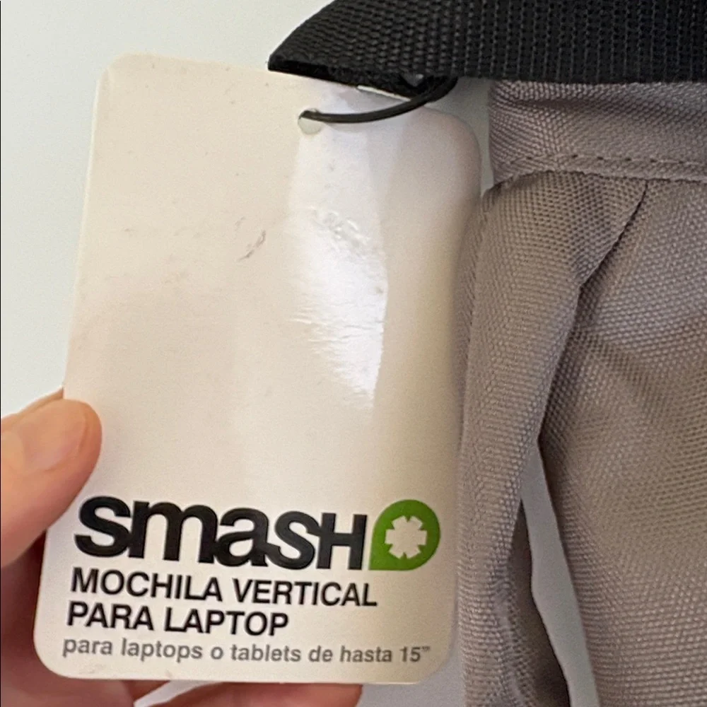 Smash NWT Gray Poly Vertical Slim Laptop Messenger Bag